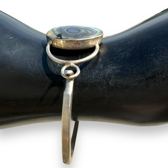 Vintage Mexico Silver and Abalone Bracelet - Picture 5 of 8